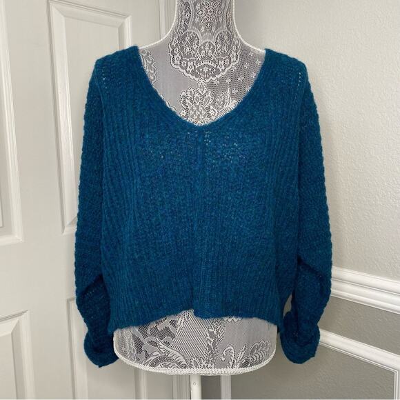 FREE PEOPLE Womens Alpaca Wool V-Neck Oversized Knit Crop Sweater Top Size XS - Picture 3 of 10